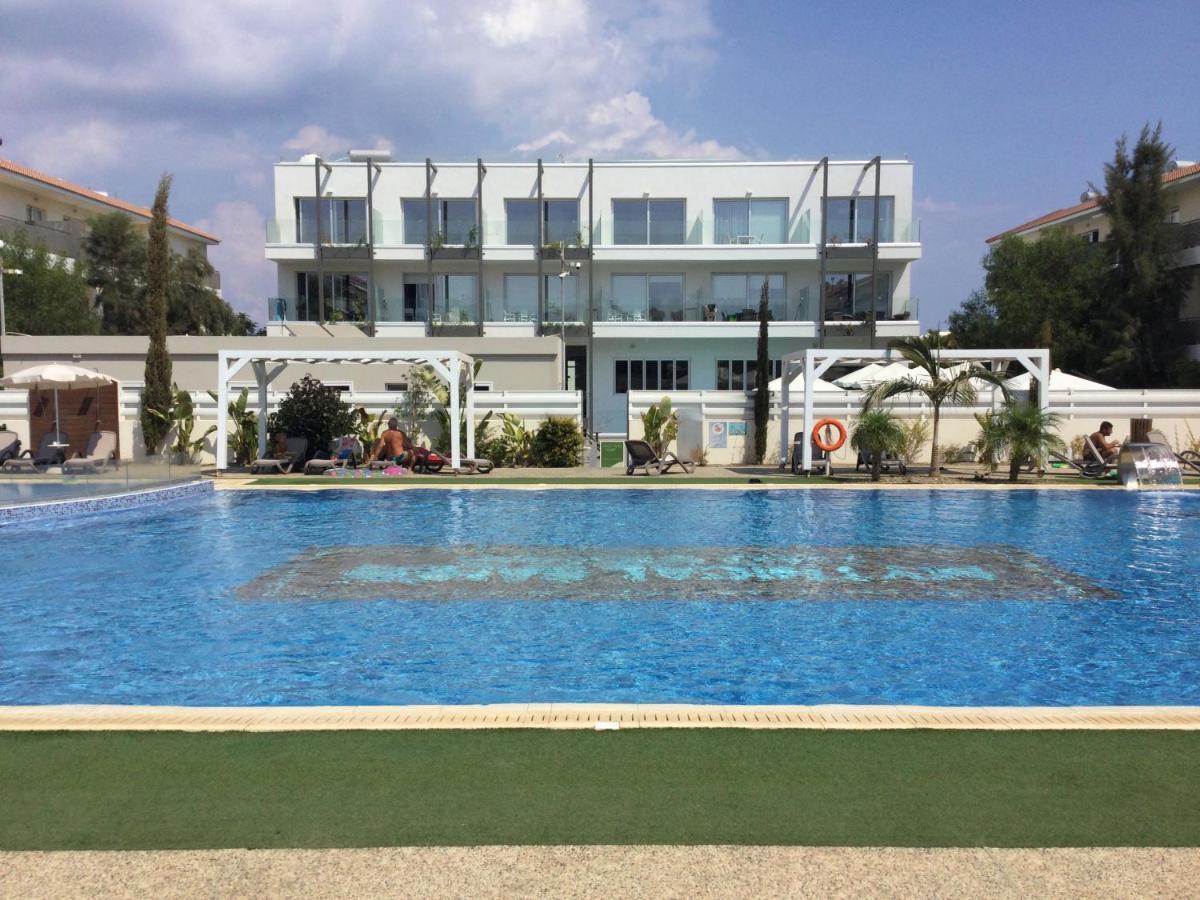 פאראלימני Apartment Helena מראה חיצוני תמונה