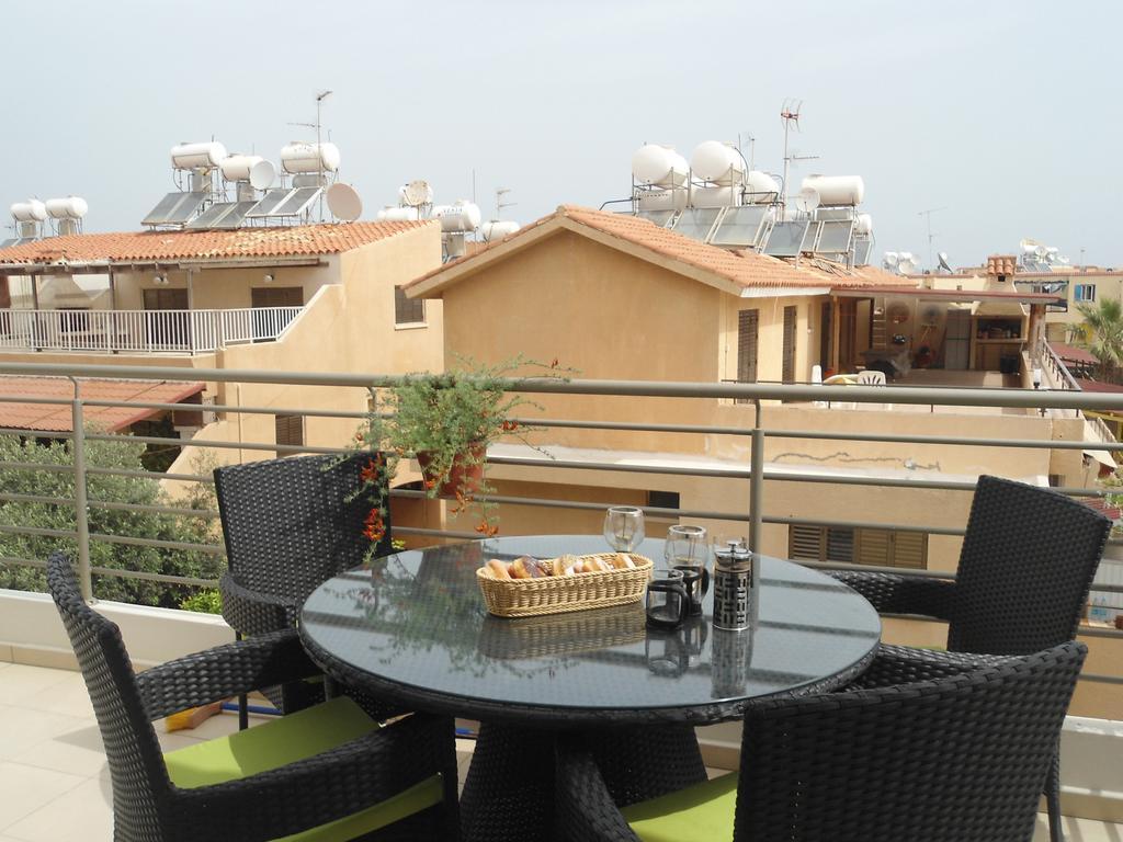 פאראלימני Apartment Helena מראה חיצוני תמונה